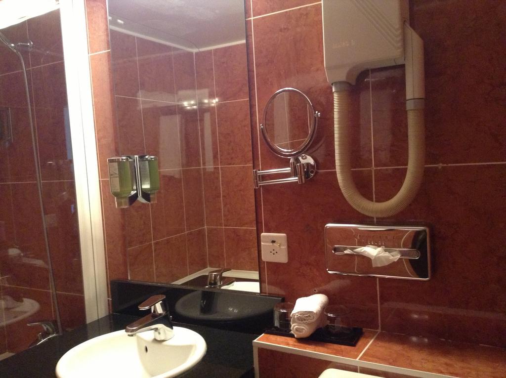 Ibis Centre 3* Ginebra